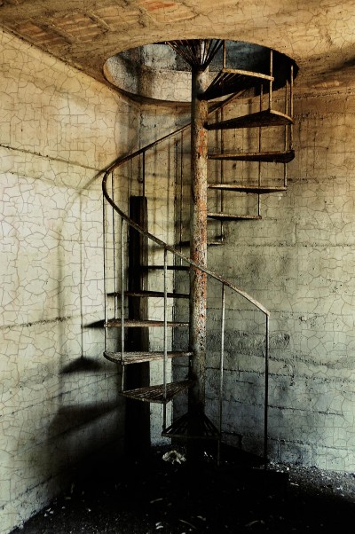 Staircase to hell, יצירה של Jano De Cesare, cc-by-nc-nd