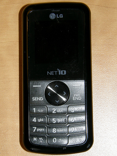 net10 cell phone, photo by Nemo's great uncle (cc-by-nc-sa) net10 cell phone, photo by Nemo's great uncle (cc-by-nc-sa)